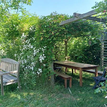 ゲストハウス Le Chene Dore 4*