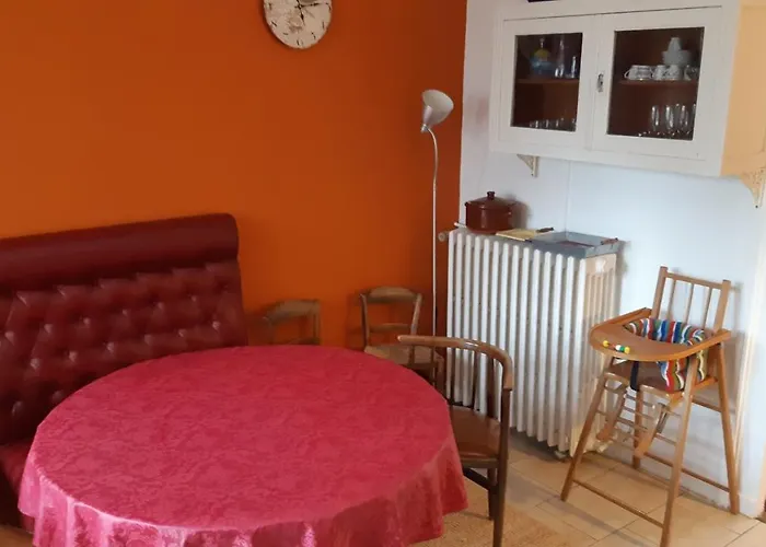 Maison d'hôtes Le Chêne Doré Tuffé